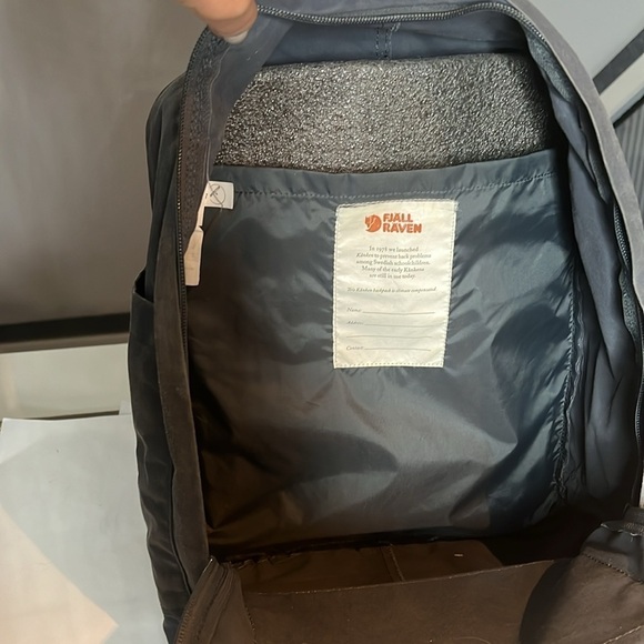 Fjallraven Kanken Gray Backpack Bag - Picture 9 of 11